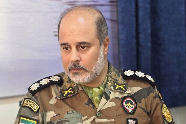 سرهنگ یاوری: فرهنگ ایثار دفاع مقدس همچنان در ارتش جریان دارد