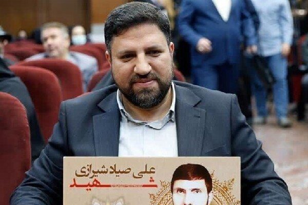 صیاد شیرازی: دفاع مقدس سرشار از تجربه برای نسل جوان است