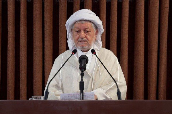 امام جمعه پاوه: جوانان را با زبان امروز دریابیم