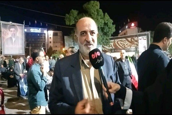 حضور شبانه مردم کردستان نشانه ایمان و اراده مستحکم در برابر دشمنان