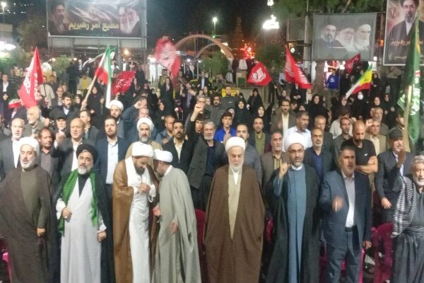 ۲۲۵ شب ایستادگی سنندجی‌ها پای ایران، رهبری و انقلاب