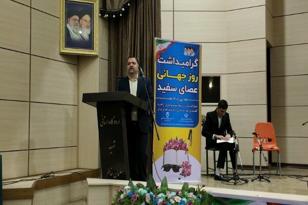 خانی: اشتغال دانش‌آموزان نابینا به دغدغه مشترک دستگاه‌ها تبدیل شود