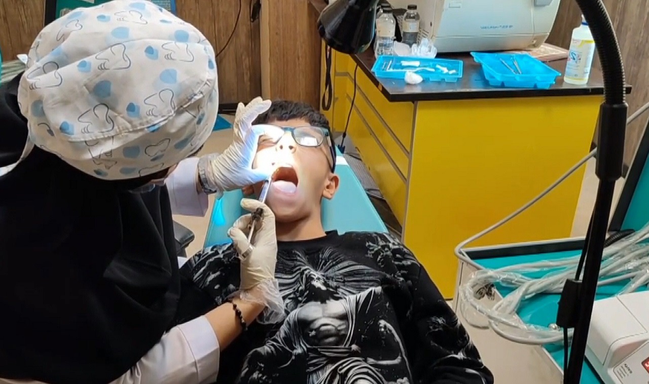 ارائه خدمات دندان پزشکی به مناطق کم برخوردار در مریوان