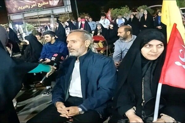 همراهی با انقلاب اسلامی ایران پیام حضور مردم در اجتماع شبانه