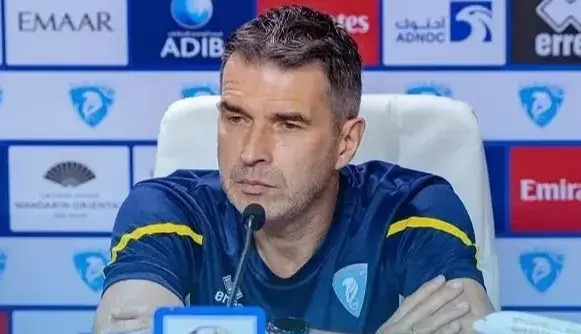 یک سوم لیگ امارات اخراج شدند!