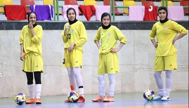 نسل جدید فوتسال دختران ایران در مسیر داکار