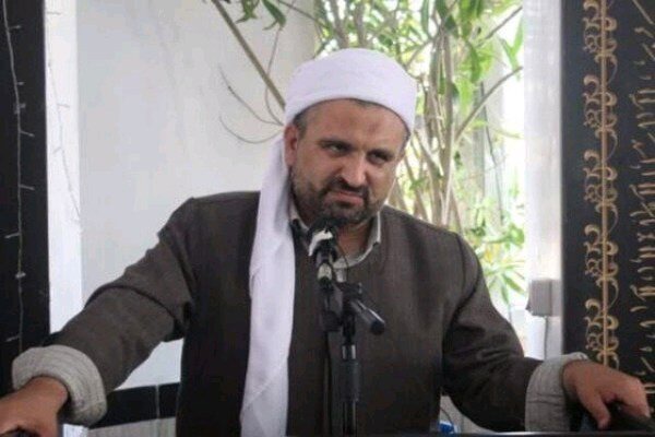 ماموستا مرادی: نماز جمعه زمینه‌ساز وحدت و همبستگی مسلمانان است